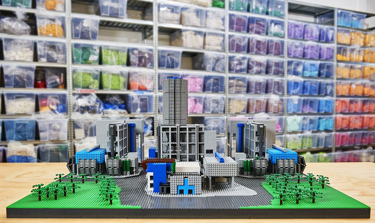 I mattoncini Lego utilizzati per costruire un impianto di Acea Ambiente